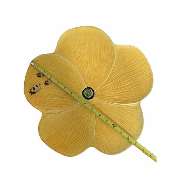 Vintage Italian Yellow Ceramic Flower Blossom Bees 3D Serving Tray - Picture 5 of 13